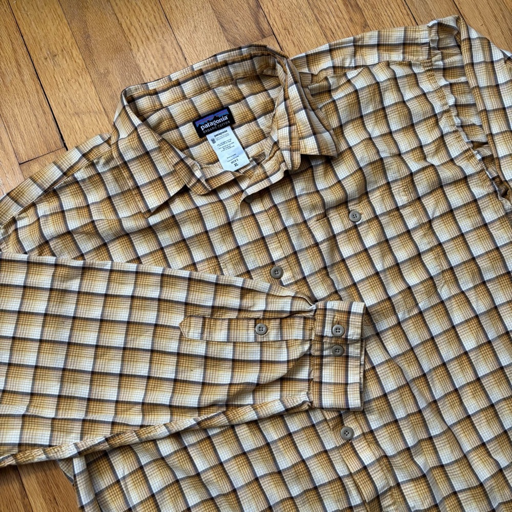 Patagonia Mens Yellow Plaid Button Up Shirt XL Organic Cotton Long Sleeve